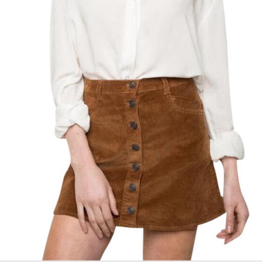 📚BRANDY MELVILLE CORDUROY SKIRT📚